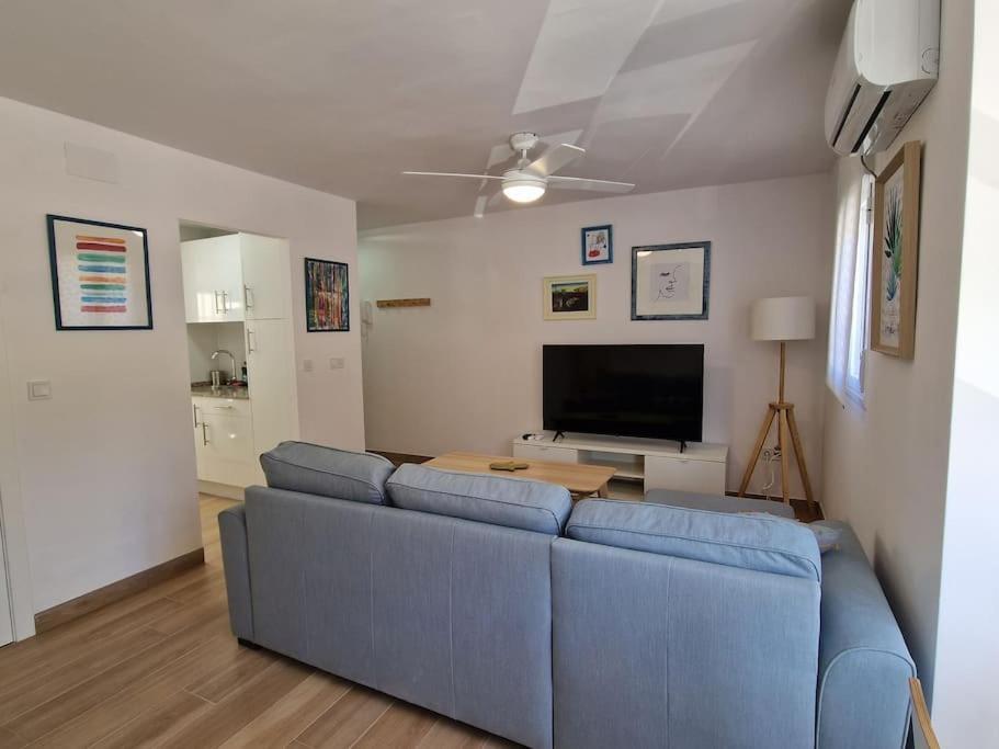Moderno Zona Nervion. Wifi/ac Apartment