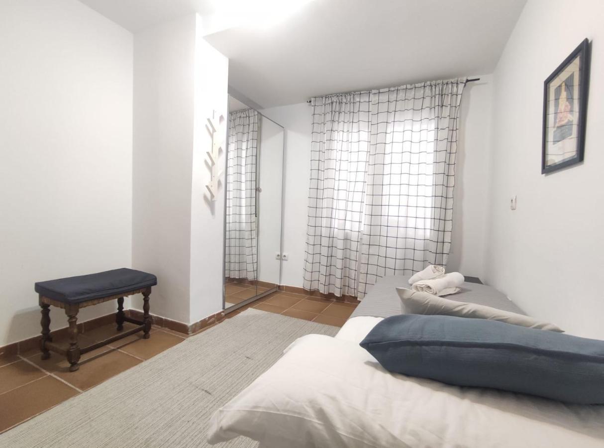 Plaza De Espana - Family House Holiday home
