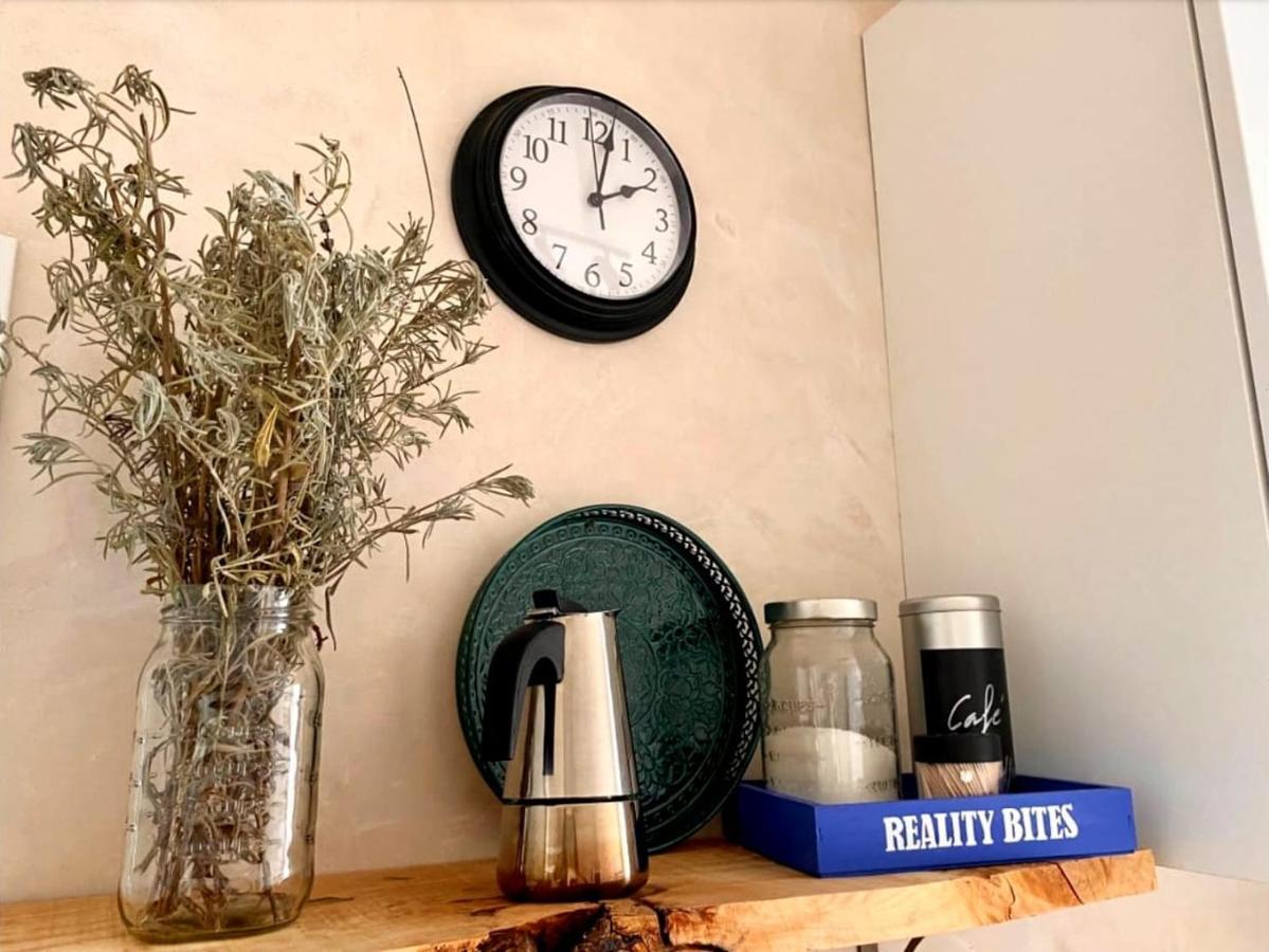 Junto Al Casco Antiguo Con Terraza Apartamento *