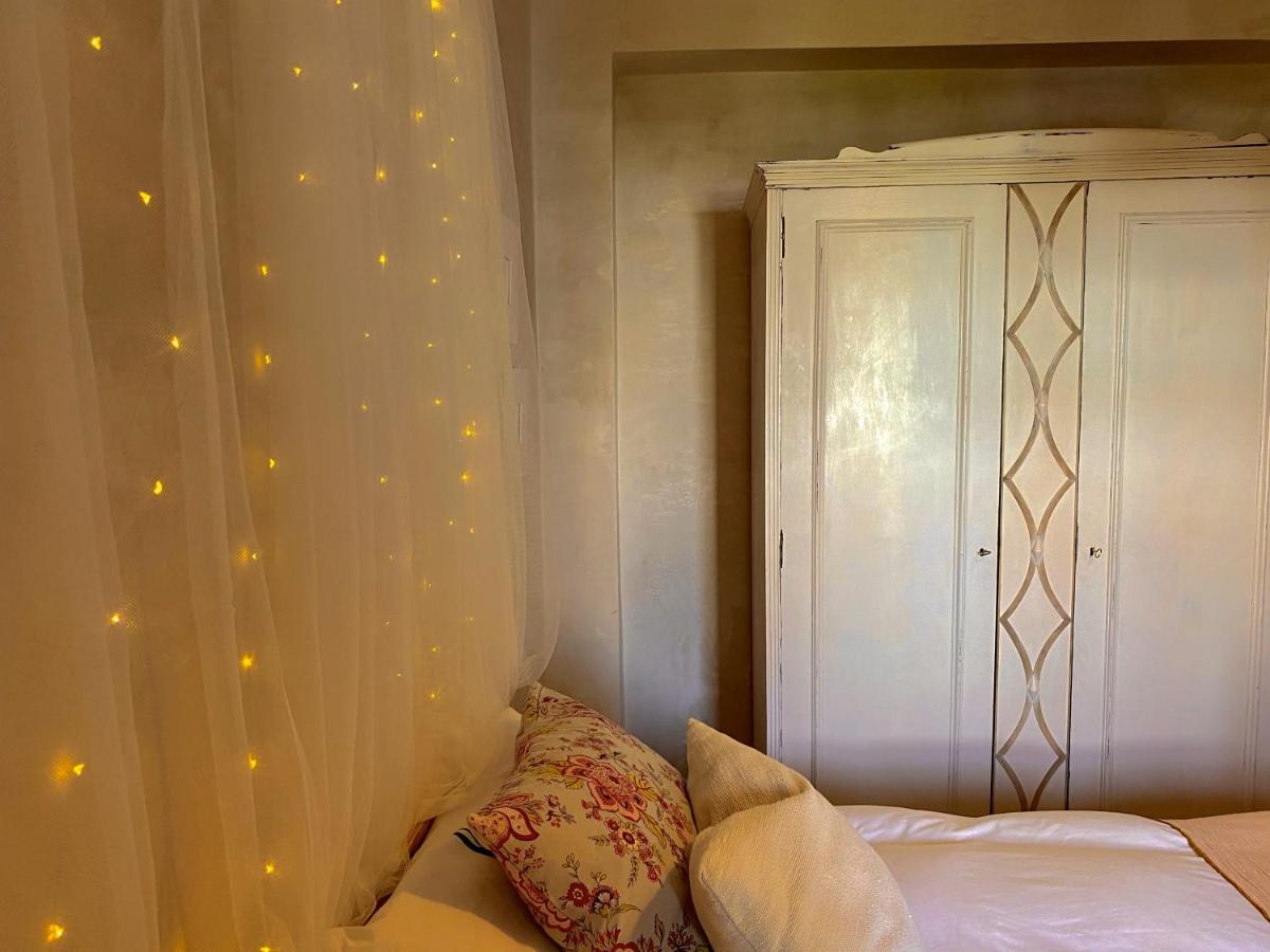 Junto Al Casco Antiguo Con Terraza Apartamento Sevilla
