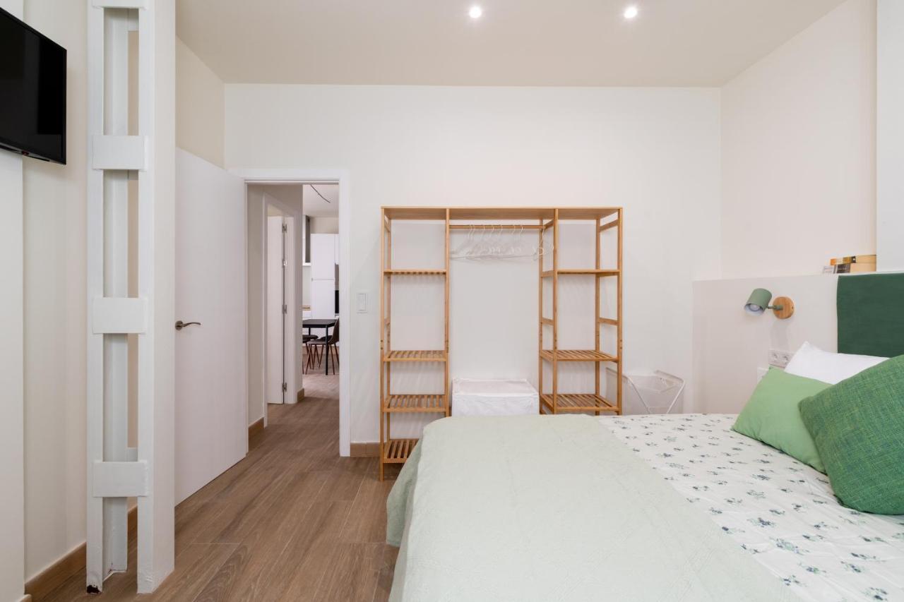 Apartment Cervantes 17 *