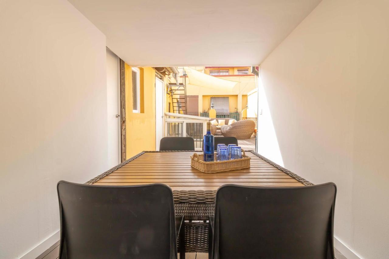 House -rooftop&jacuzzi -stayinseville Villa *