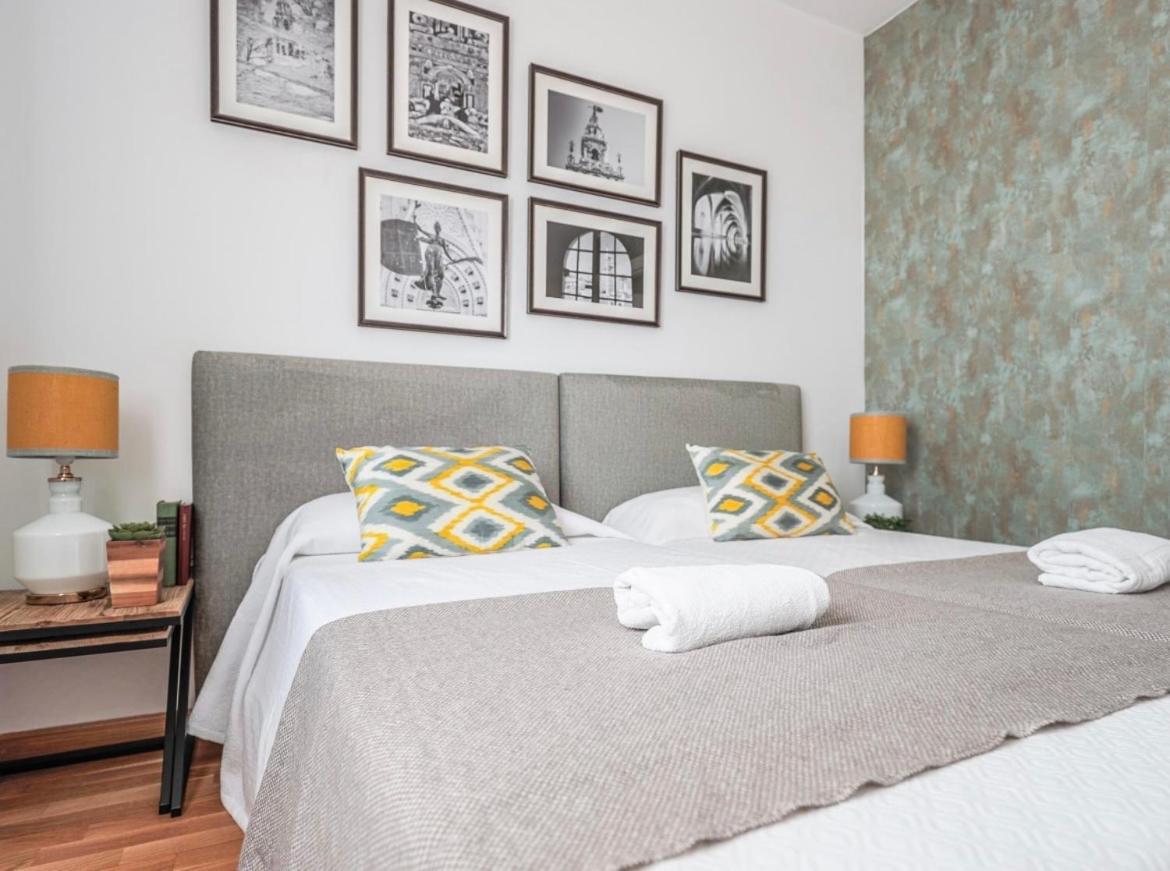 Exclusivo Duplex Con Terraza En * Seville