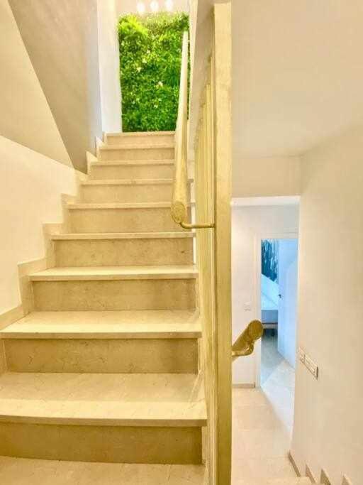Apartment Atico Triplex En Pleno Triana Seville