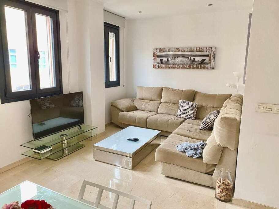 Apartment Atico Triplex En Pleno Triana