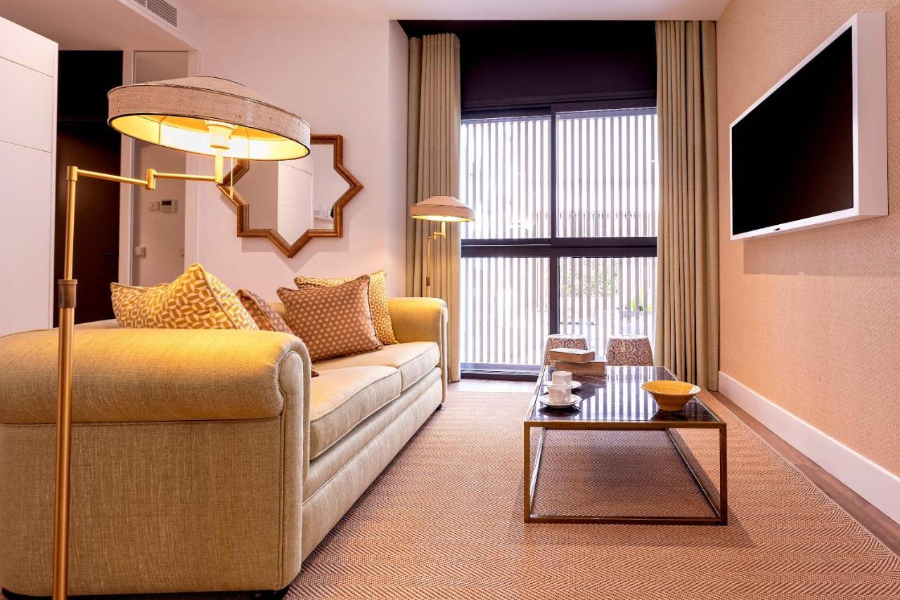 Genteel Betis 67 Apartment *