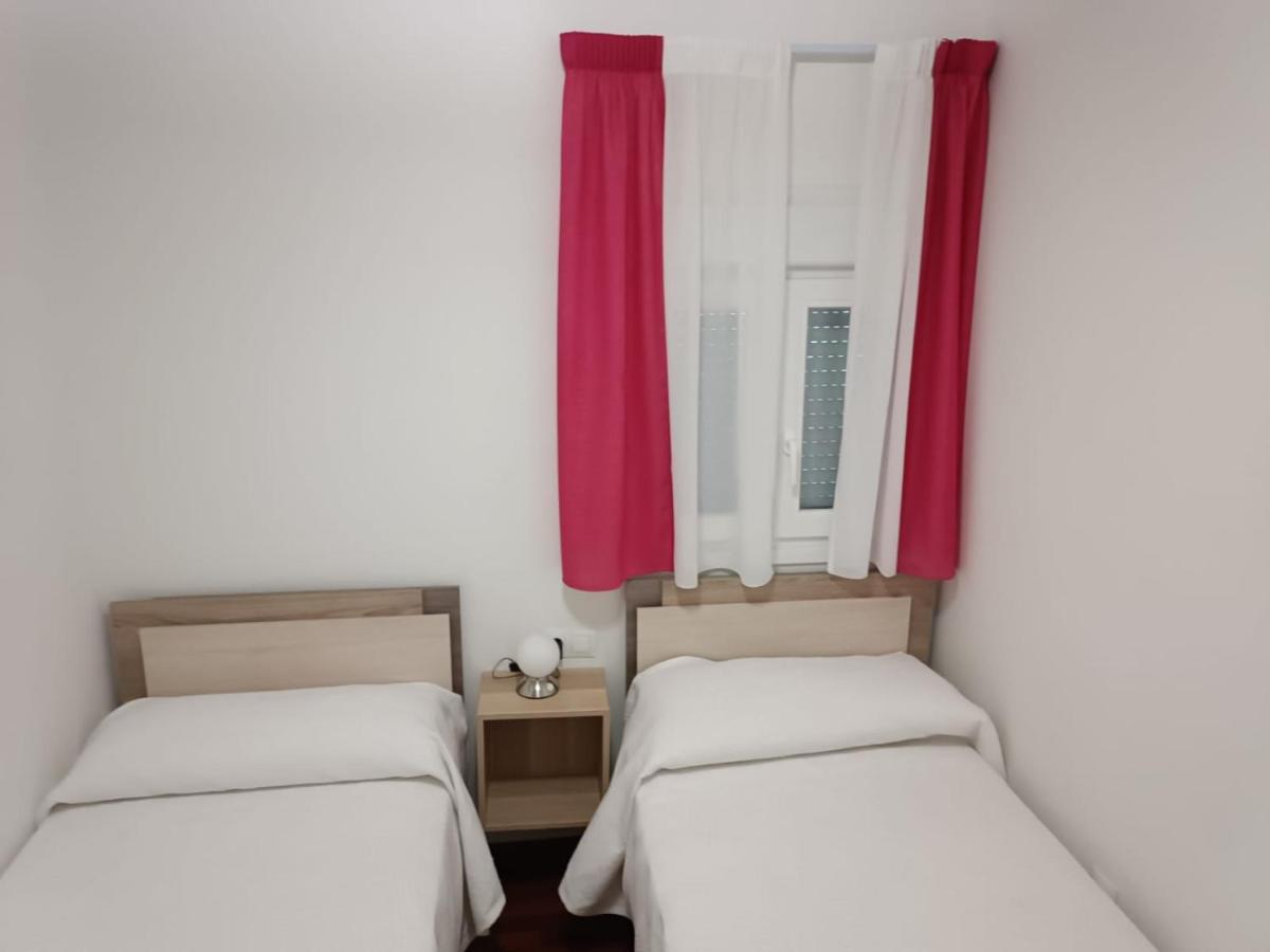 Apartment Lyrioshomes Filpo Rojas , Seville