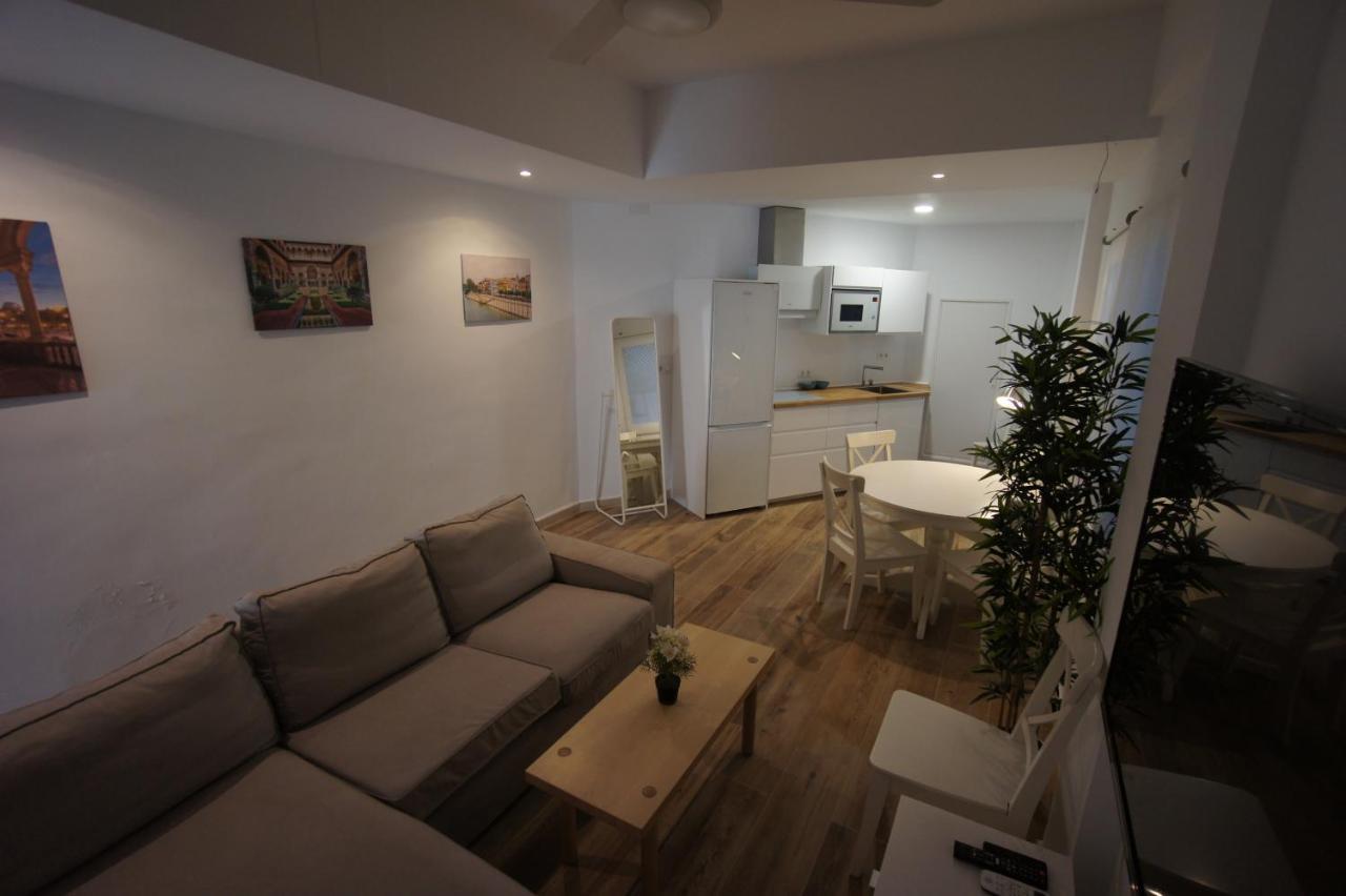 Apartment Rentalsevilla Espacioso Y Acogegor Apartamento De 3 Seville