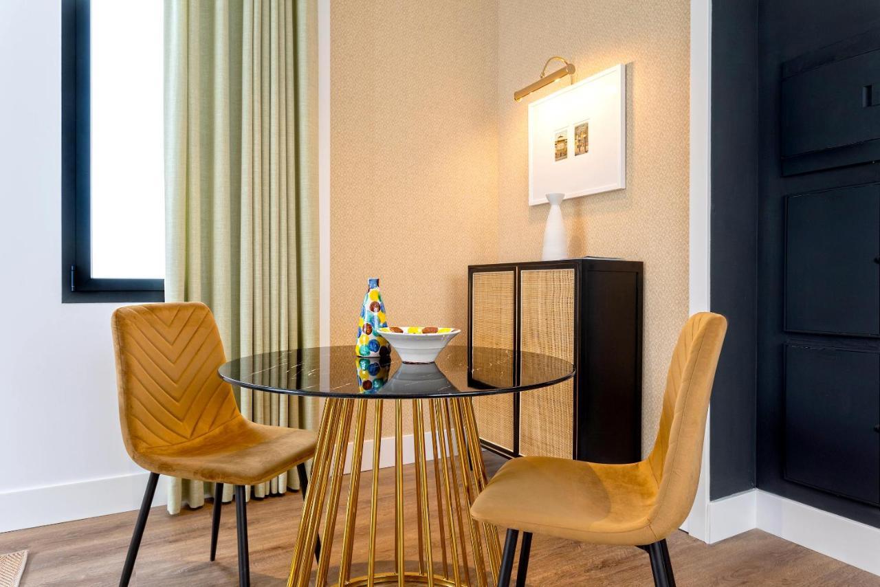 Apartment Genteel Betis 67 *