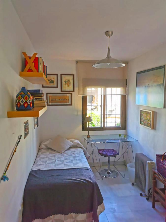 Agradable Con Bano Individual Sevilla