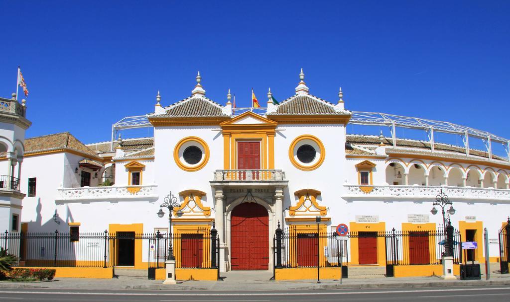 Hotel Maestranza *