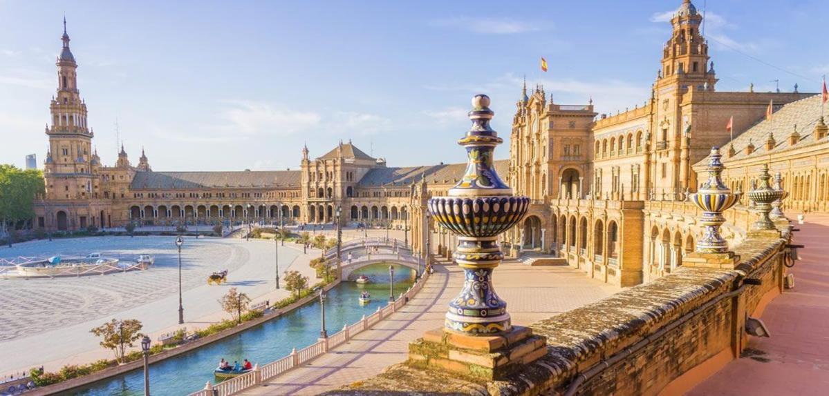 Plaza España, Acogedor Con Patio
