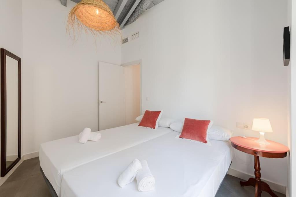 Centrico, Acogedor Y Amplio Piso En Apartment *