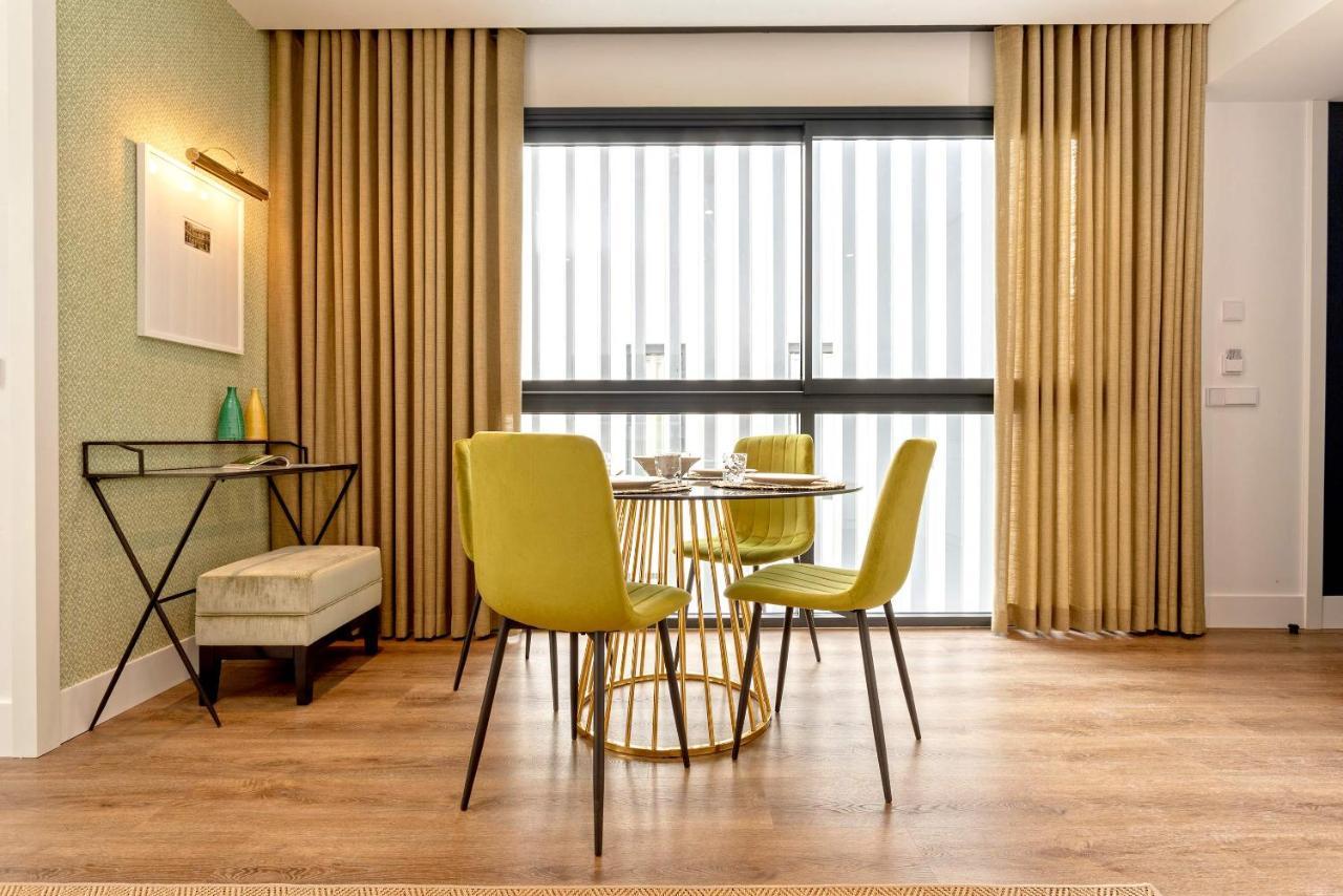 Apartment Genteel Betis 67 *