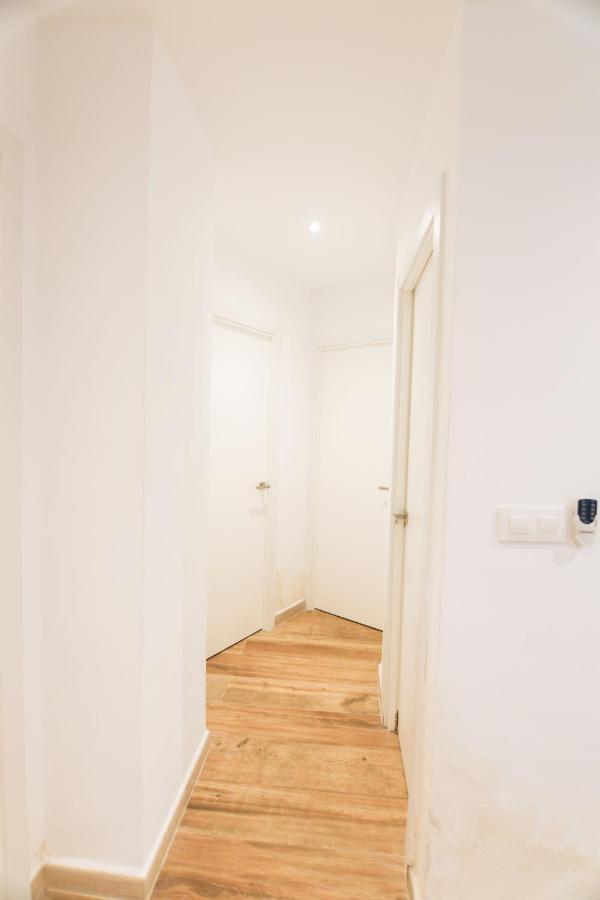Rentalsevilla Espacioso Y Acogegor Apartamento De 3 Seville