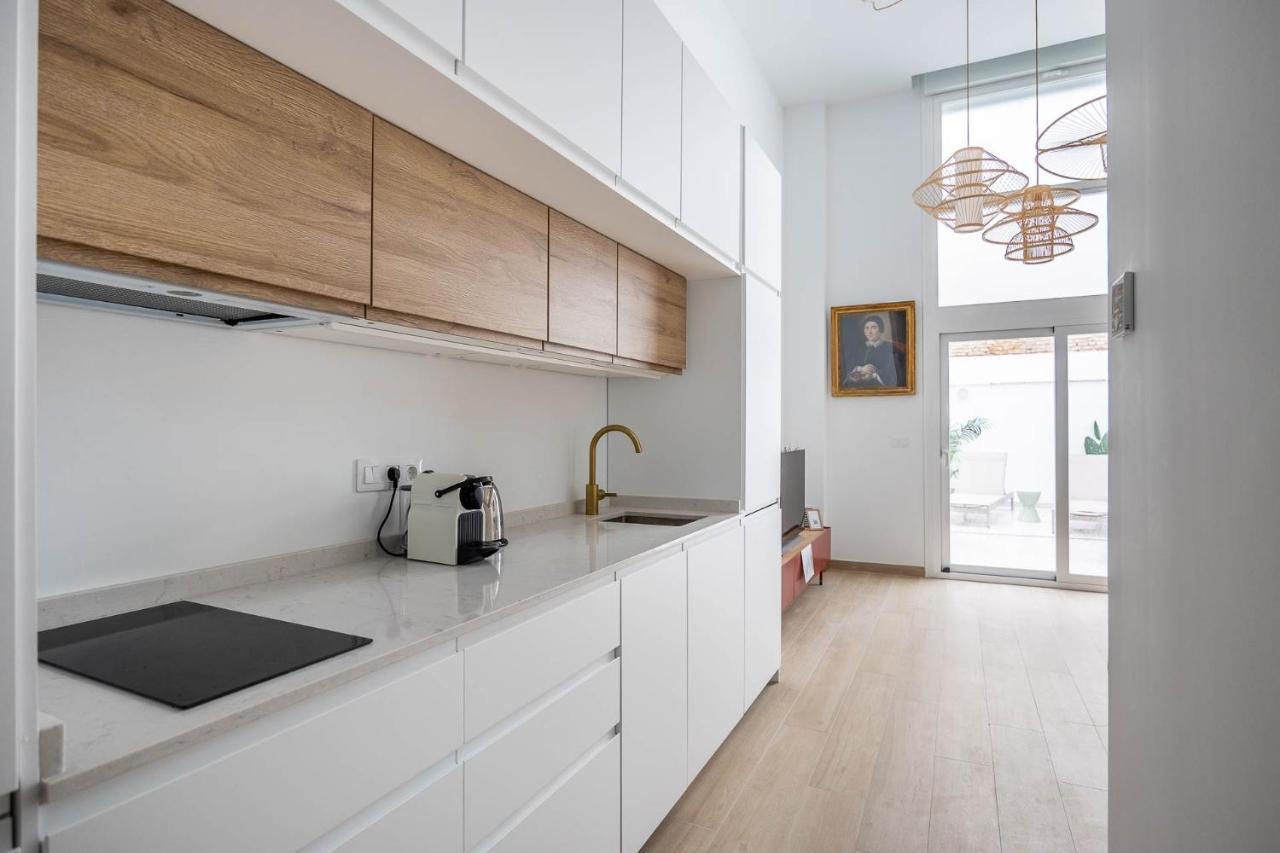 Apartment Pop Art Historia De Conde Negro Con Patio Privado *