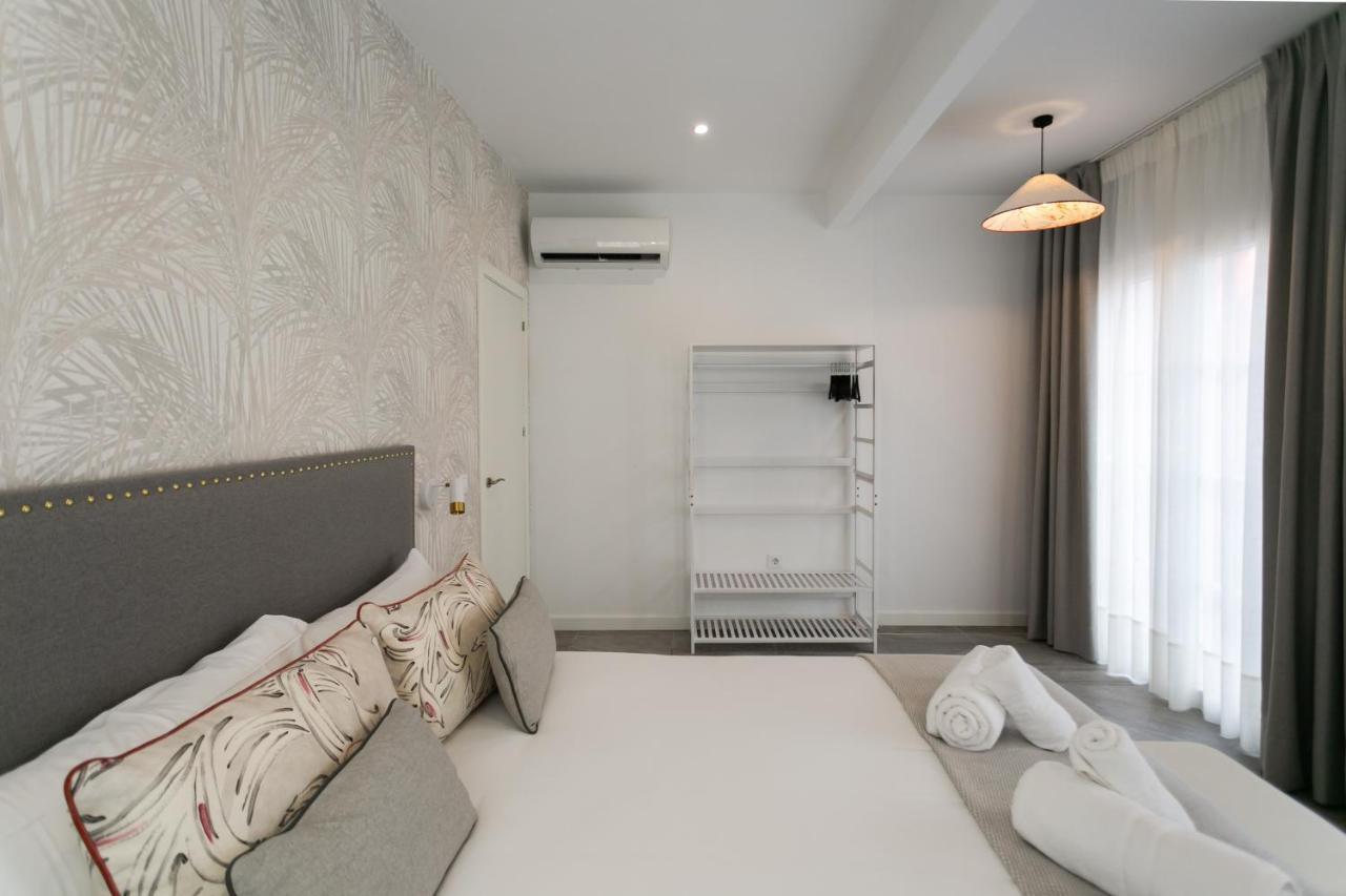Lujoso Con Piscina Compartida 1 Apartment Seville