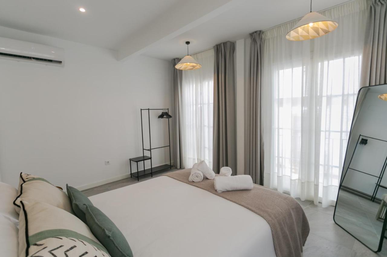 Lujoso Con Piscina Compartida 3 Apartamento Sevilla