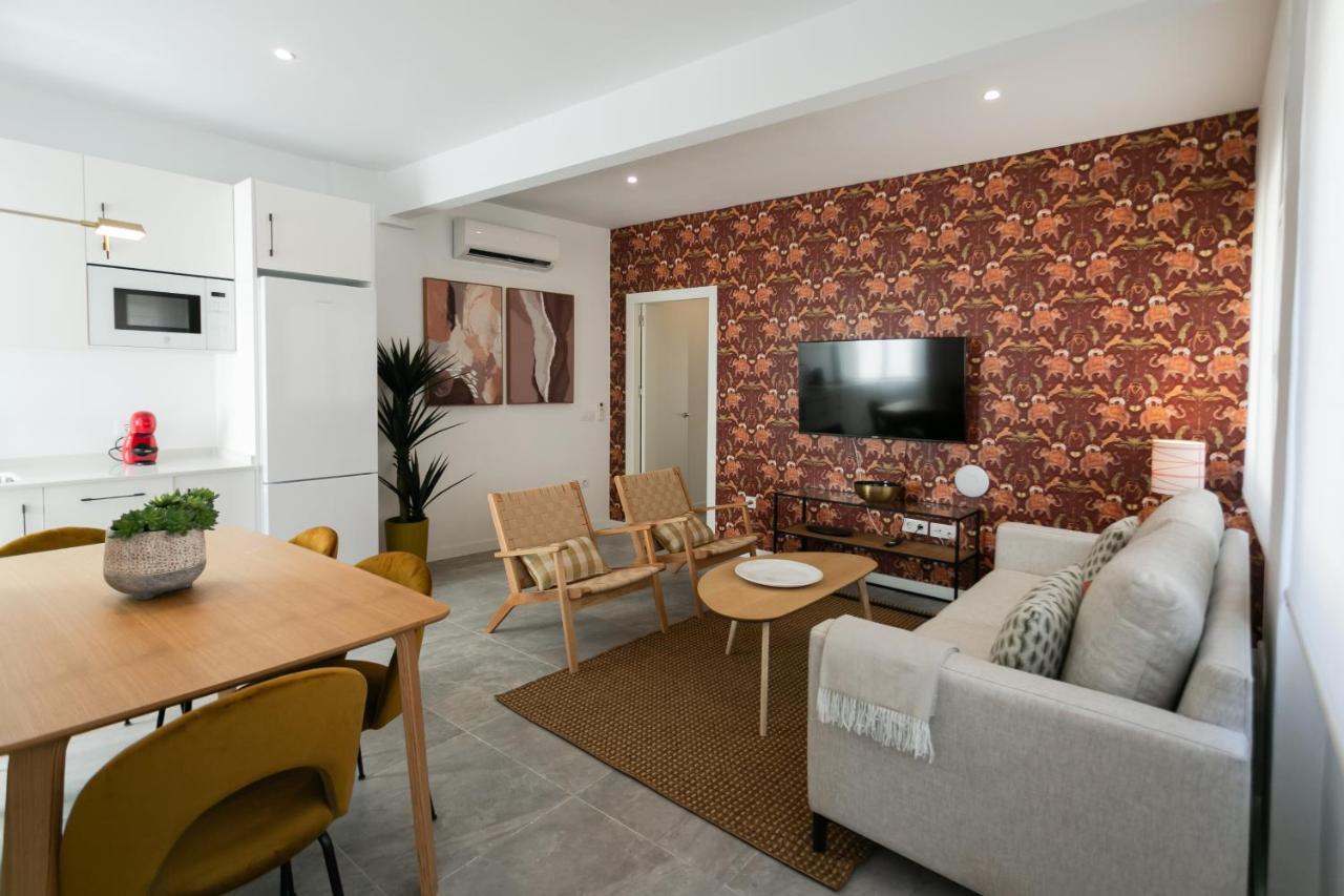 Lujoso Con Piscina Compartida 3 Apartamento
