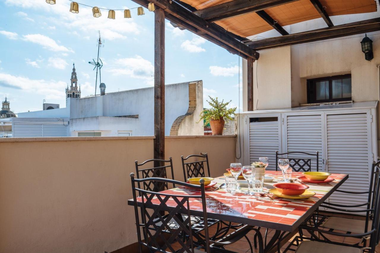 Apartment Homeyseville-amazing Penthouse Giralda Views 8 Pax, Parking Optional
