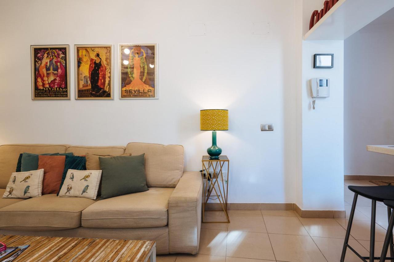Apartment Homeyseville-amazing Penthouse Giralda Views 8 Pax, Parking Optional