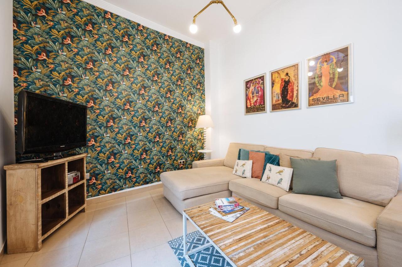 Apartment Homeyseville-amazing Penthouse Giralda Views 8 Pax, Parking Optional Seville