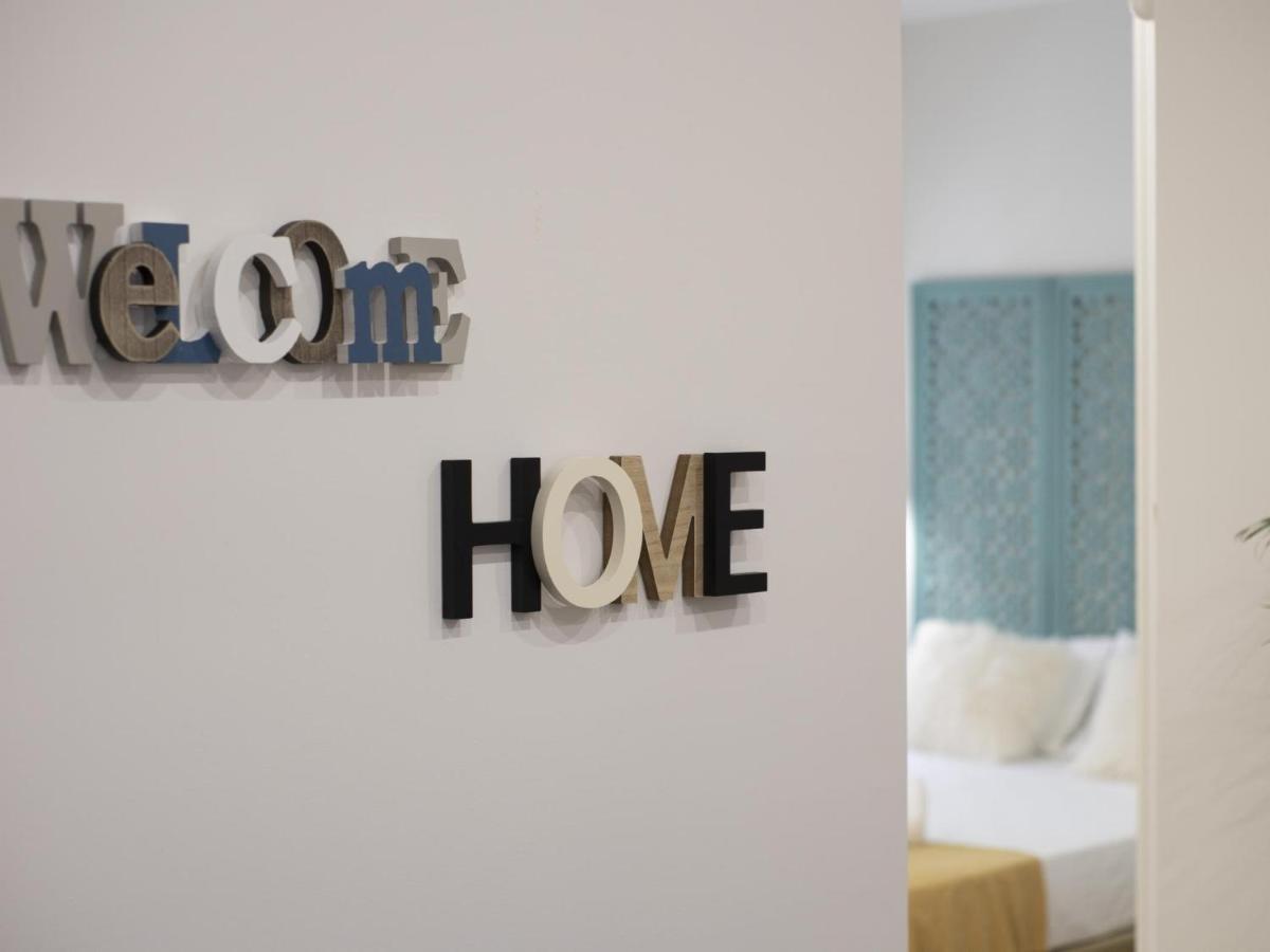 Beautiful Blue Triana Apartment