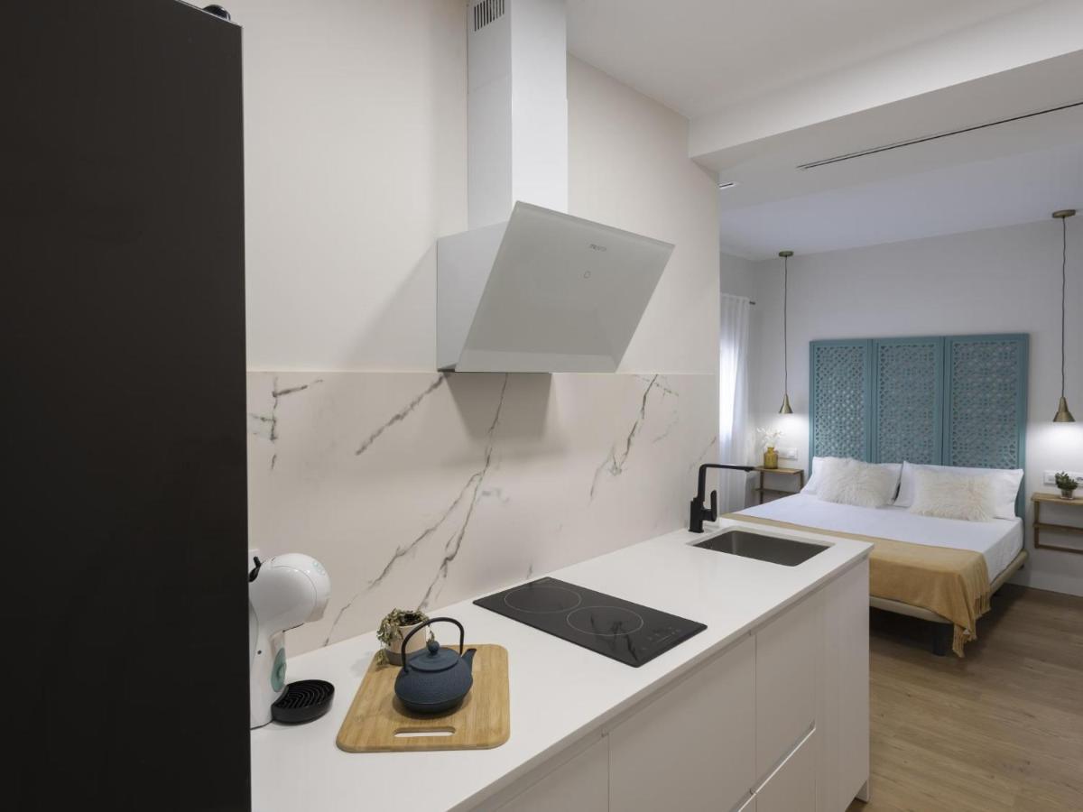 Beautiful Blue Triana Apartment *