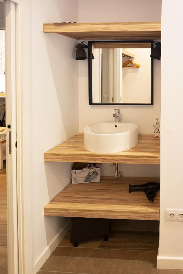 Apartsuite B&r Triana Arellano * Seville