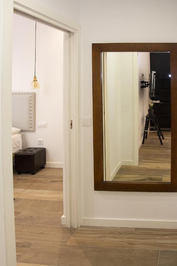 Apartsuite B&r Triana Arellano * Seville