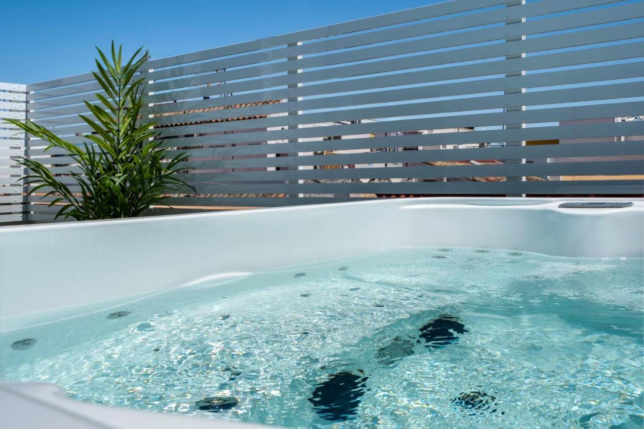 Lola De Triana Apartment