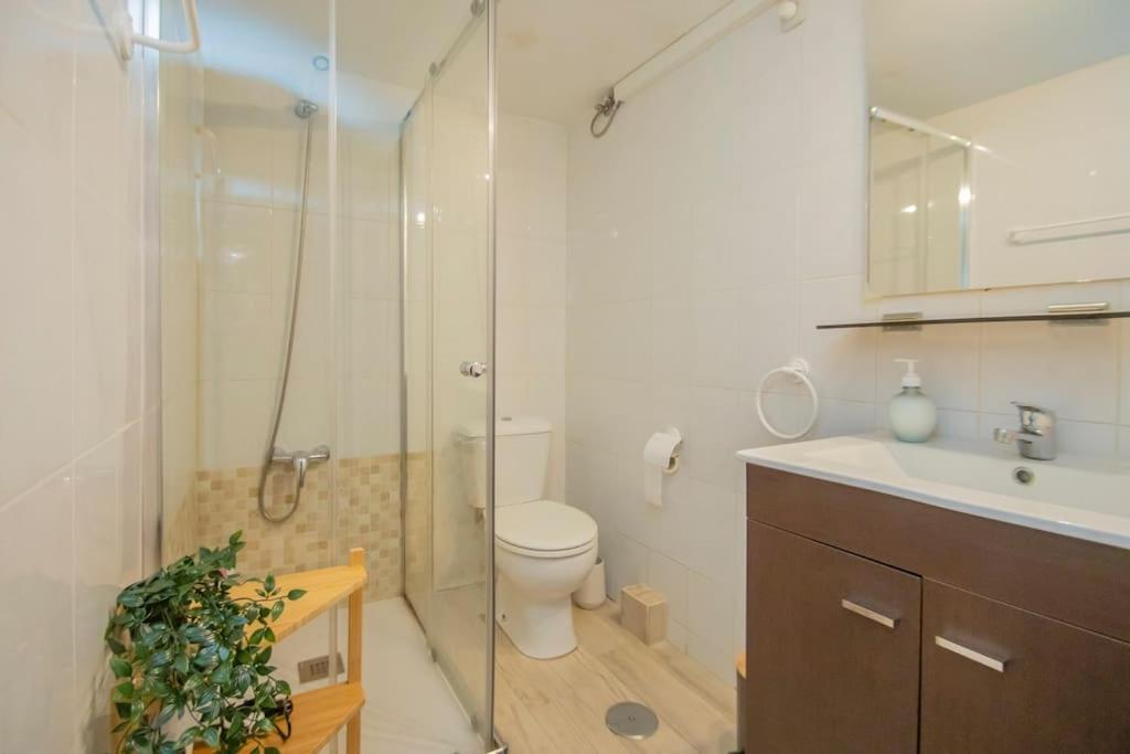 Apartamento Muy Centrico, Tranquilo Y Confortable **a/c-wifi**