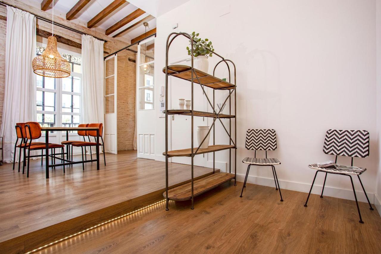 Genteel Almirante Lobo Apartamento Sevilla