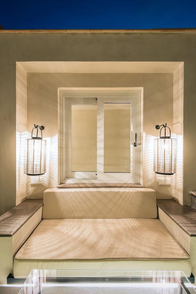 Hotel Boutique Corral Del Rey 3*