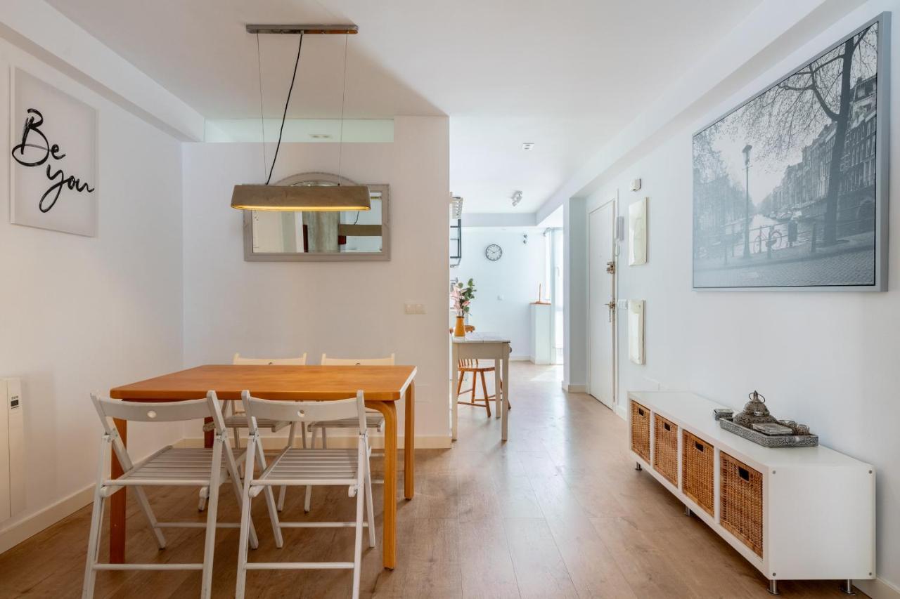 Bustos Tavera Olehousing Sevilla