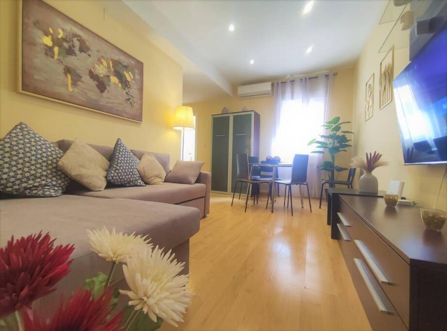Apartment Pasaje De Azahares
