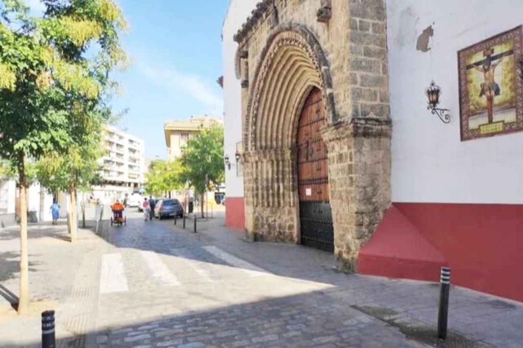 El Duque Blanco.autentica Sevilla.centro.con Patio Apartment Seville