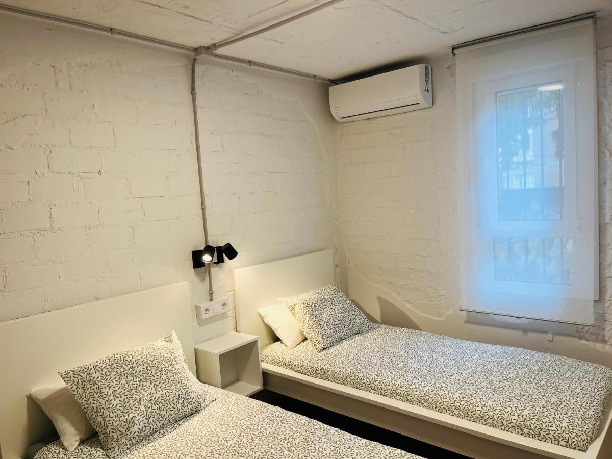 Apartment Sunny Handmade Home. Wi-fi, A/c & Free Parking *