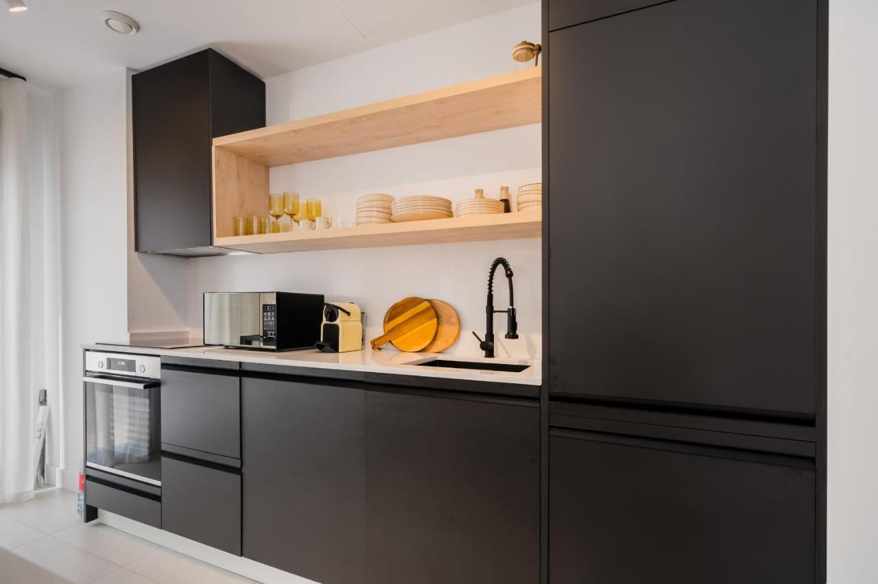 Stylish Designer Duplex-3beds 2baths-puerta Carmona Centro Apartamento