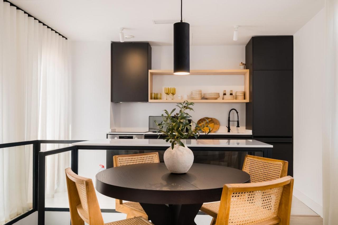 Apartamento Stylish Designer Duplex-3beds 2baths-puerta Carmona Centro