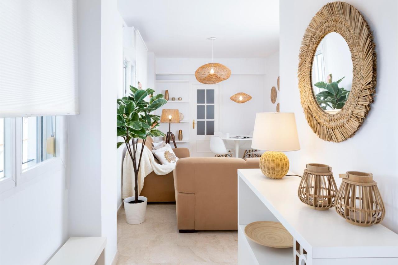 Magno Apartments Alfareria - Private Parking Included Apartment