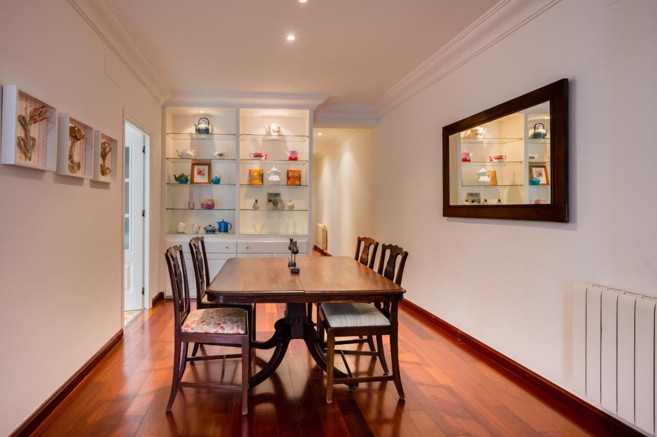Amplio Y Luminoso-2d 2b-triana Apartment *