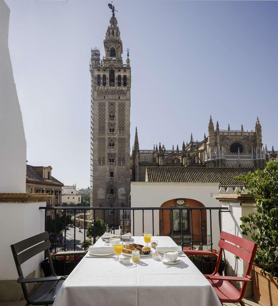 Mercer Eme Cathedral Hotel Seville