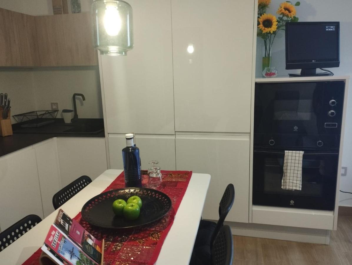 Apartment Atico Aire De Triana *