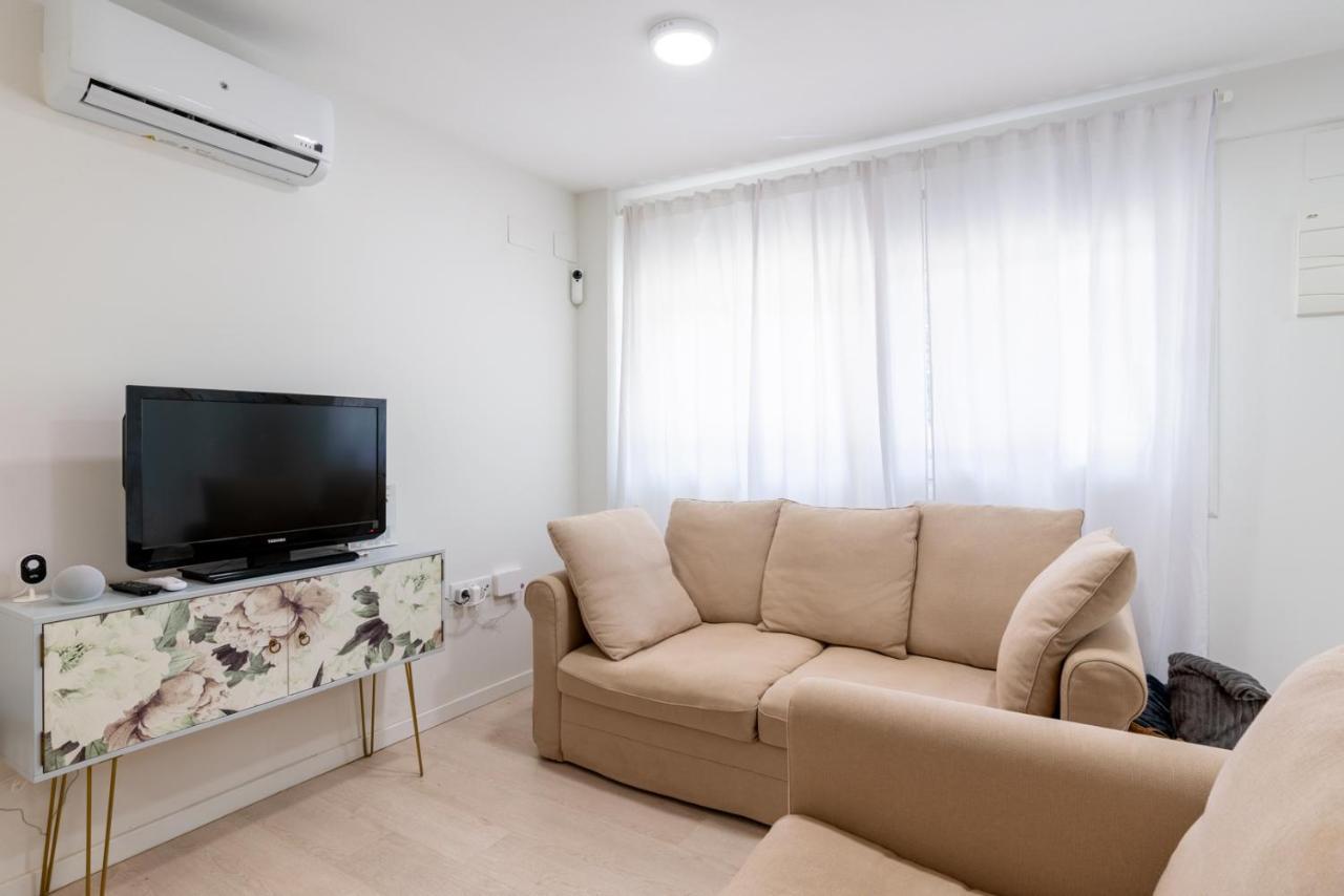 Whitey Aparment In Triana Apartment