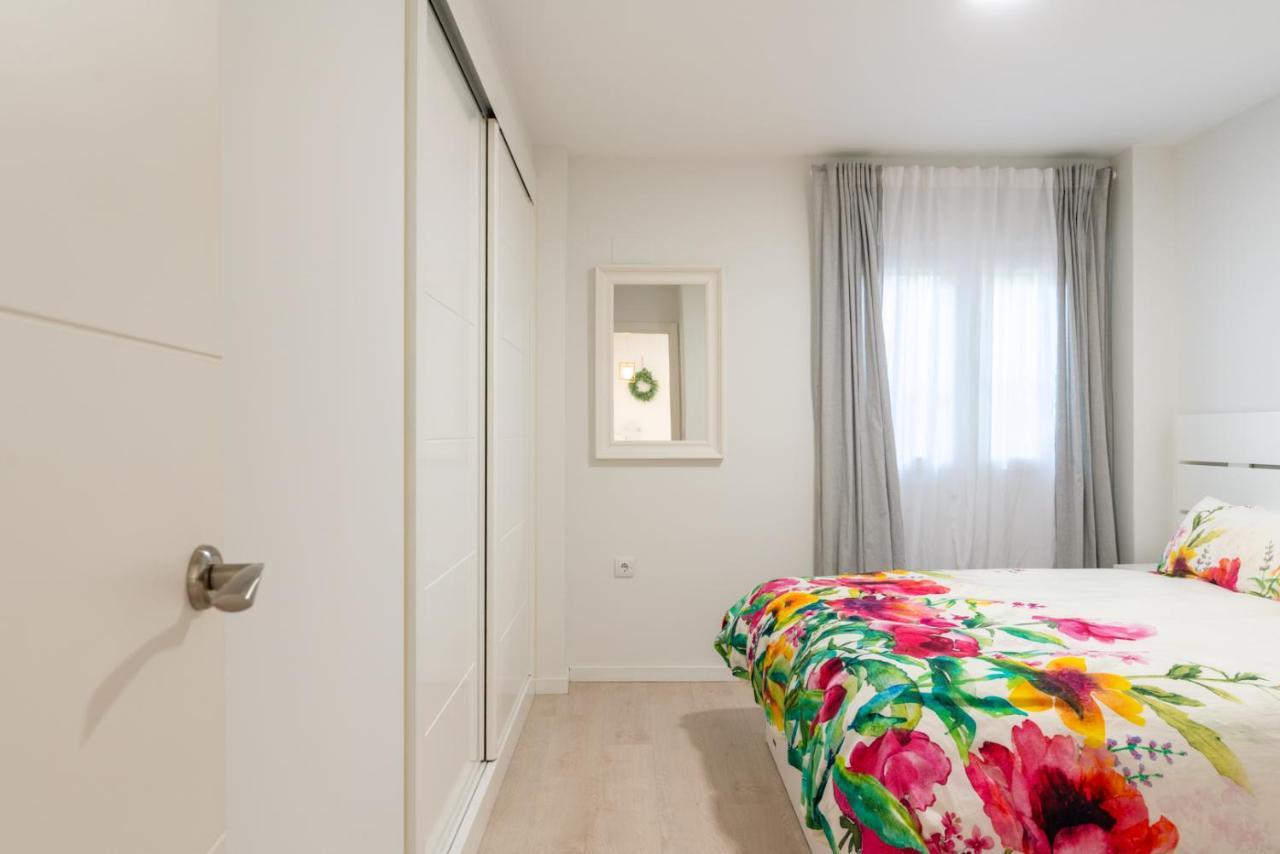 Whitey Aparment In Triana Apartment *