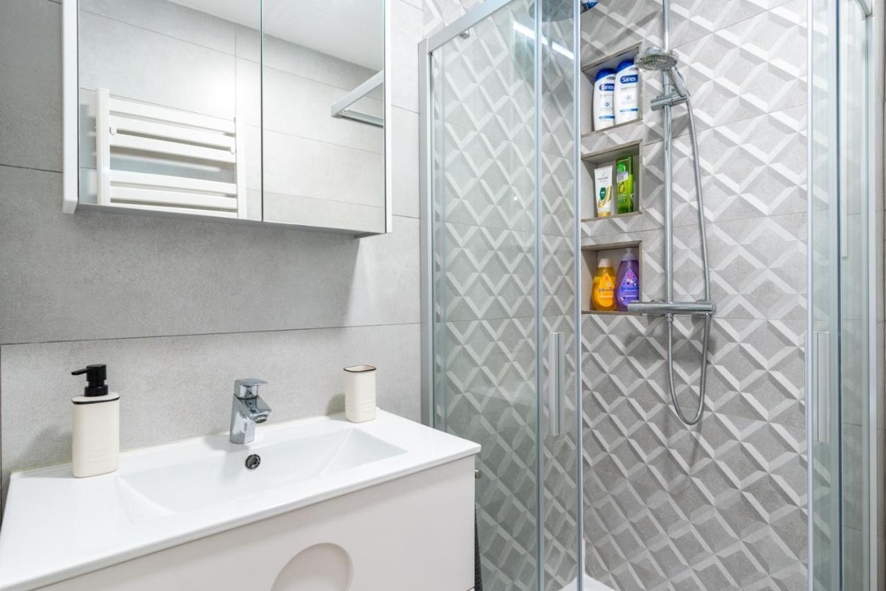 Whitey Aparment In Triana Apartment Seville