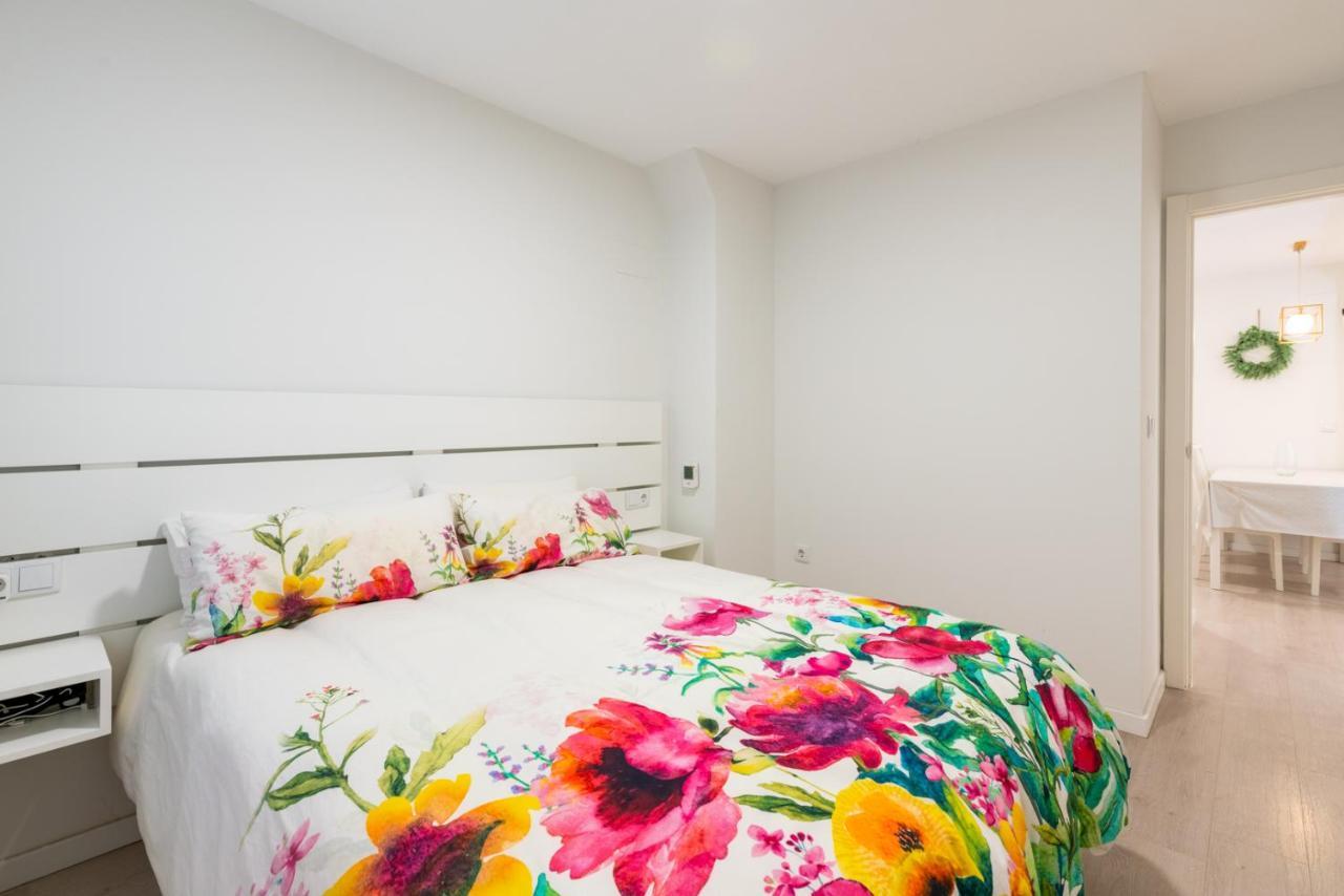 Apartment Whitey Aparment In Triana