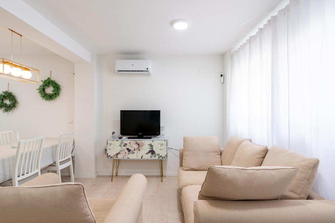 Whitey Aparment In Triana Apartment Seville