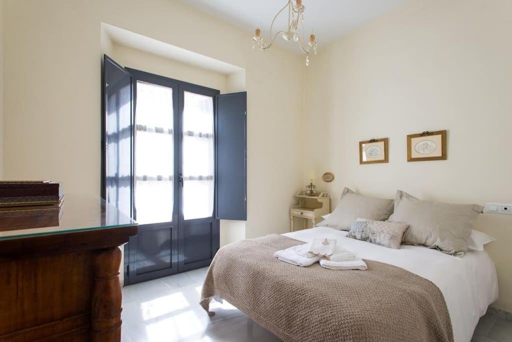 Apt. Sierpes-cuna, Wifi, Hvac * Sevilla